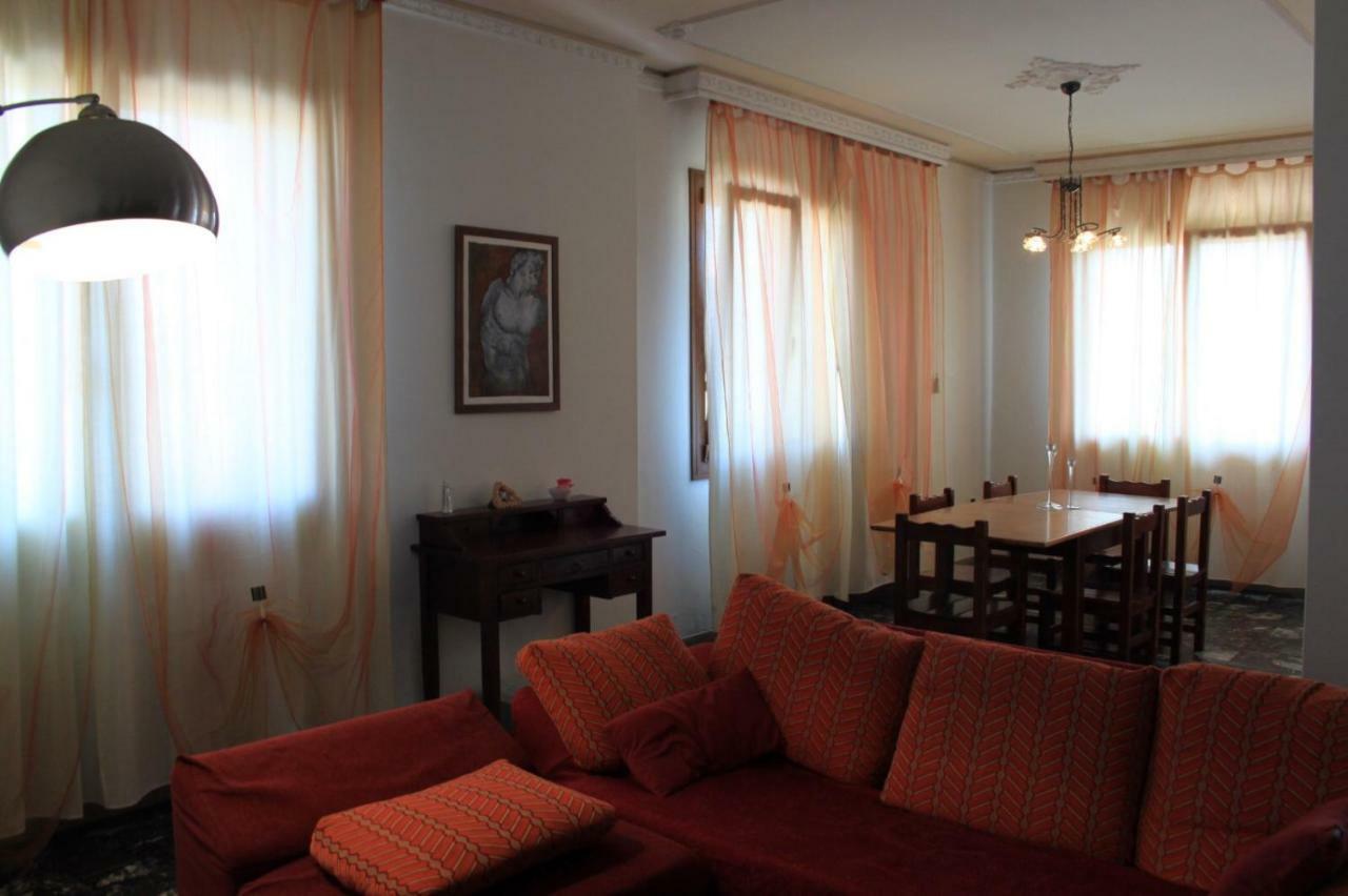 Casa Vacanza Pina San Trovaso Exteriör bild